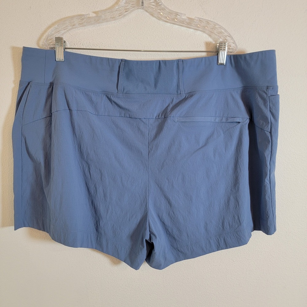 Athleta Trekkie North Short UPF 50 Sz 22 Gorp Granola Hiking Athletic NWT Blue - Picture 2 of 10